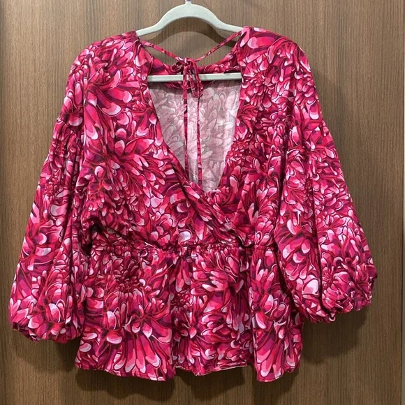 Kika Vargas x Target Pink Mum Floral Scallop Back Peplum Blouse Size 1X - Picture 9 of 14